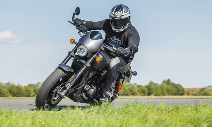 BikeSocial's 2017 Harley-Davidson Street Rod road test and Review